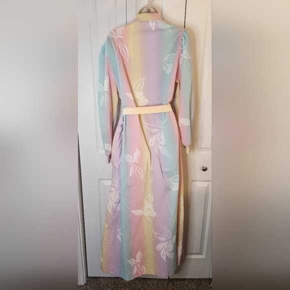 Evelyn Pearson vintage 1970s bathrobe robe pastel Hawaiian grandma medium - Picture 4 of 9